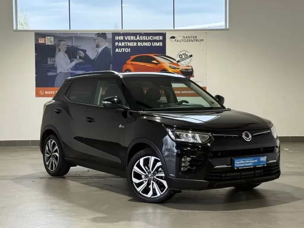Ssangyong Tivoli 1.5 T-GDi Sapphire 2WD 02/2022-photo-1