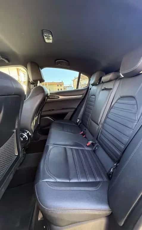 Alfa Romeo Stelvio 2.2 Turbodiesel 210 CV AT8 Q4 09/2022-photo-9
