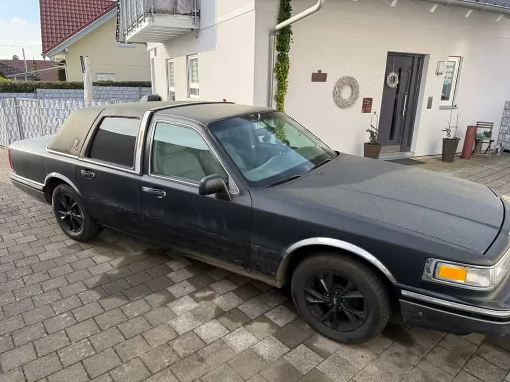 Lincoln Town Car 07/1997-photo-2