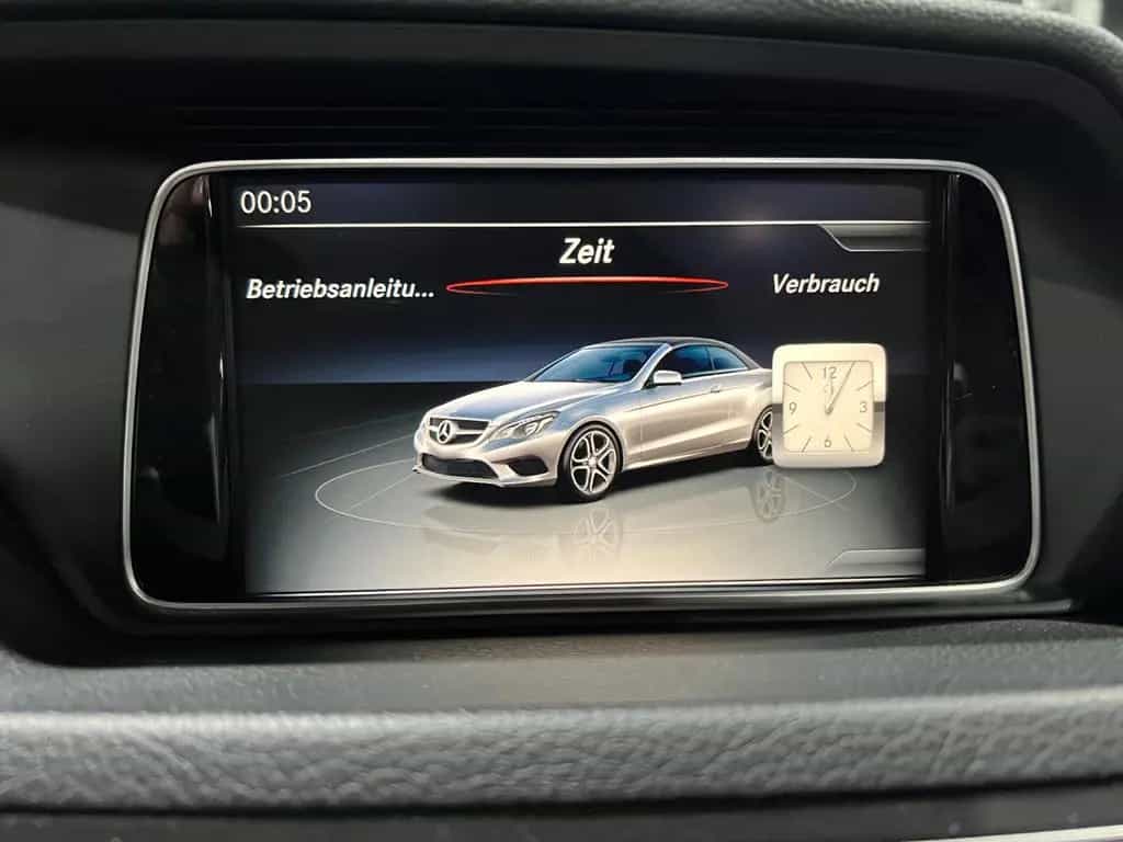 Mercedes-Benz E-Class 200 Cabrio Automatik*Airscarf*Kamera*Vollleder 02/2016-photo-18
