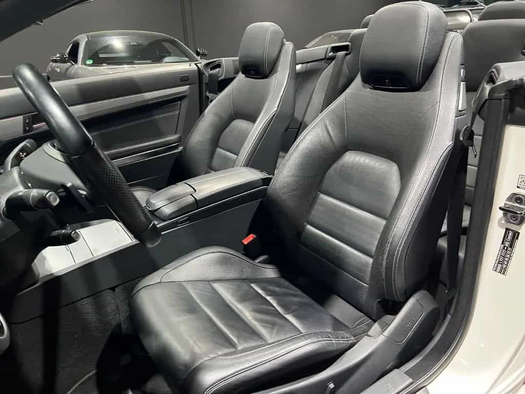Mercedes-Benz E-Class 200 Cabrio Automatik*Airscarf*Kamera*Vollleder 02/2016-photo-19