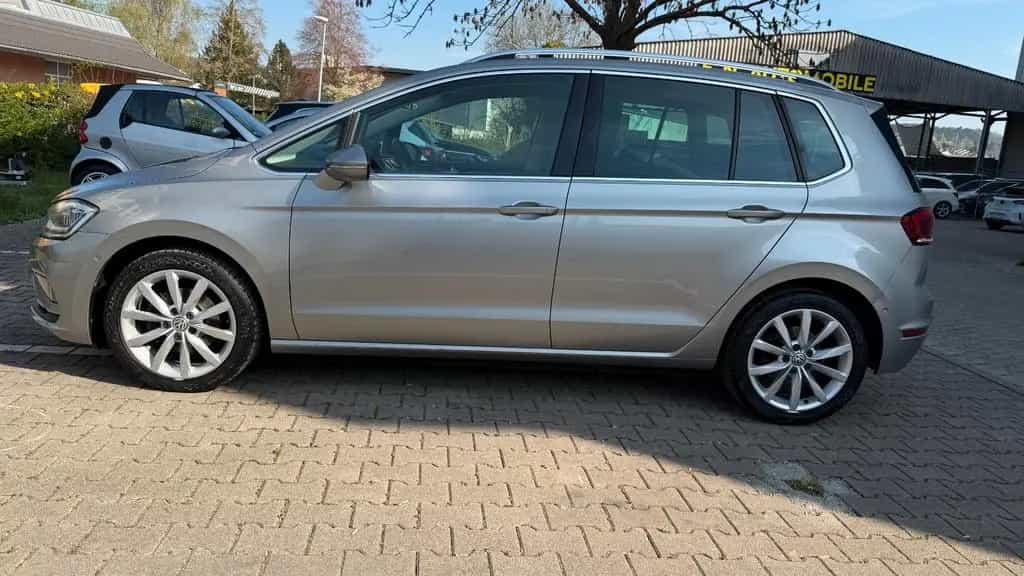 Volkswagen Golf Sportsvan VII Highline 01/2018-photo-9
