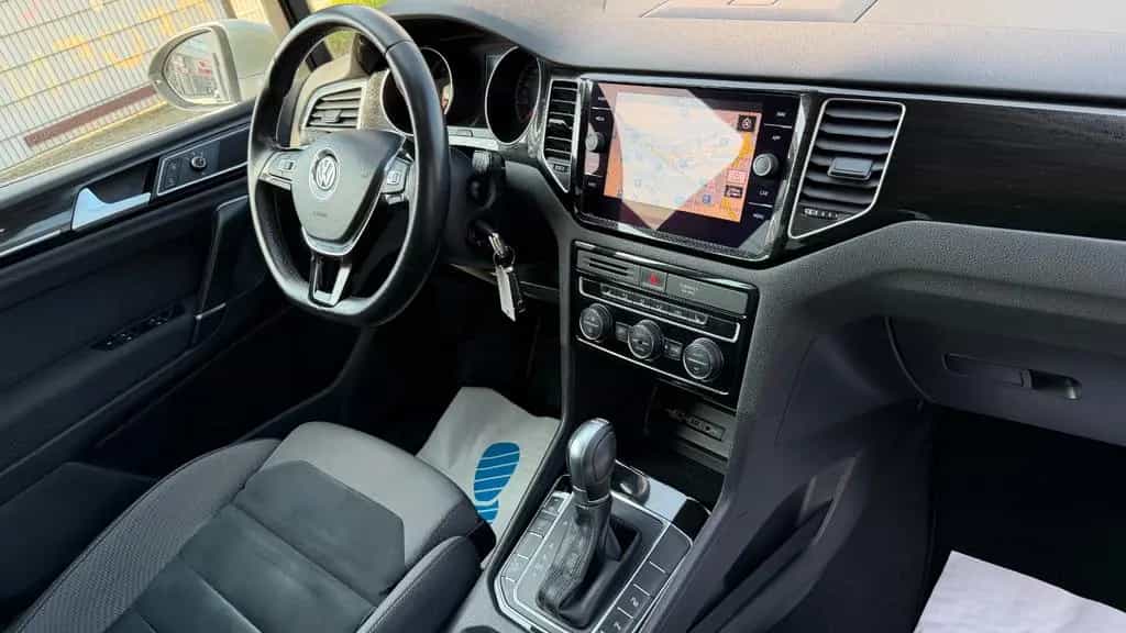 Volkswagen Golf Sportsvan VII Highline 01/2018-photo-15