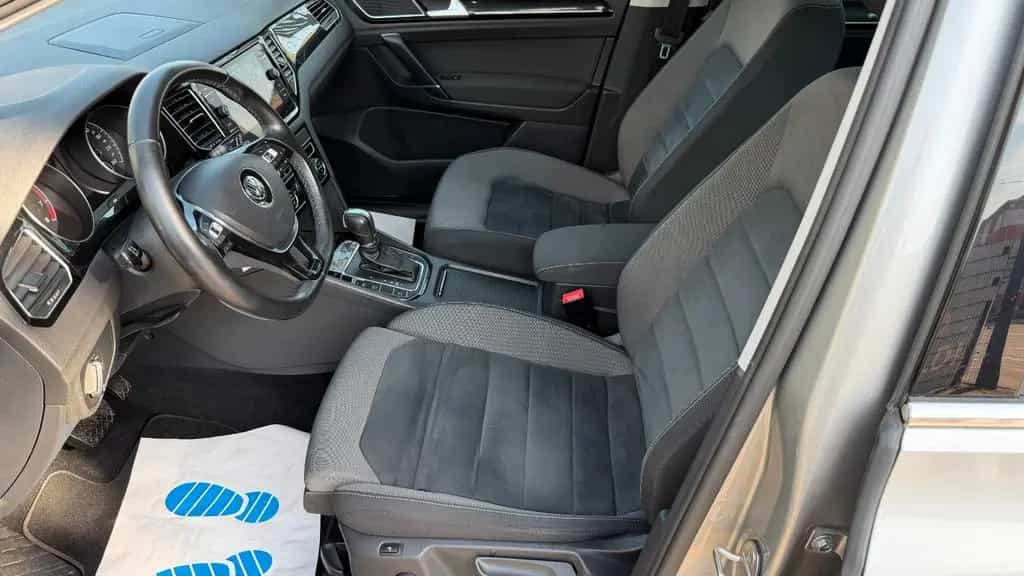 Volkswagen Golf Sportsvan VII Highline 01/2018-photo-16