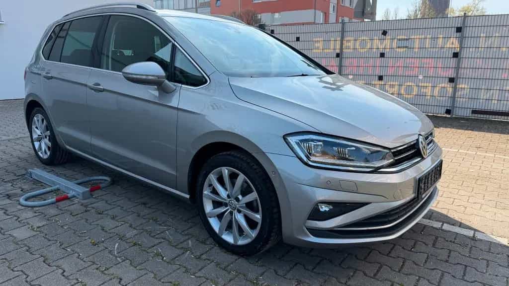 Volkswagen Golf Sportsvan VII Highline 01/2018-photo-1