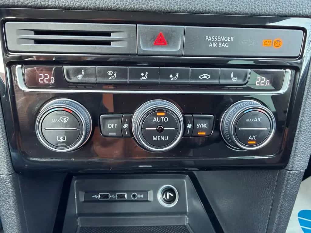 Volkswagen Golf Sportsvan VII Highline 01/2018-photo-25