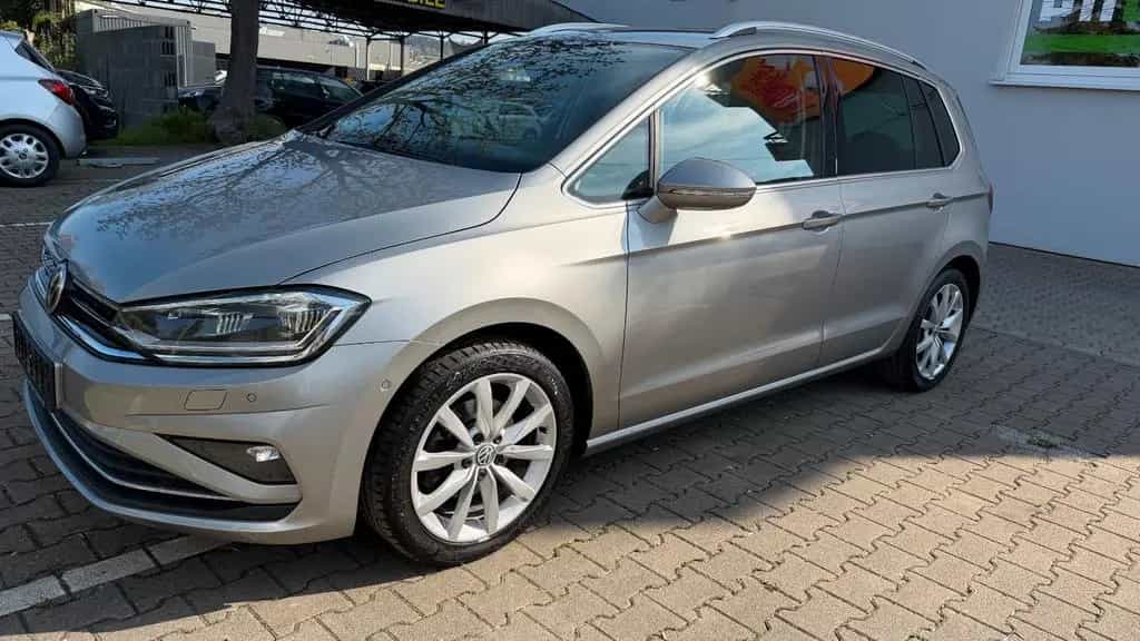 Volkswagen Golf Sportsvan VII Highline 01/2018-photo-8