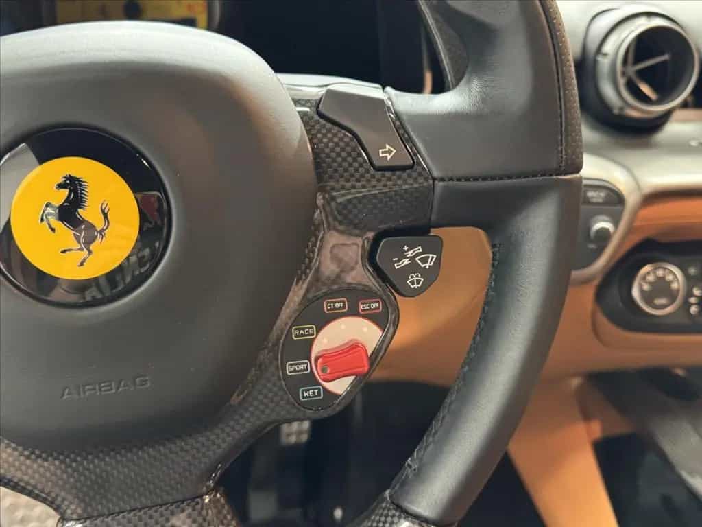 Ferrari F12 berlinetta 07/2015-photo-17