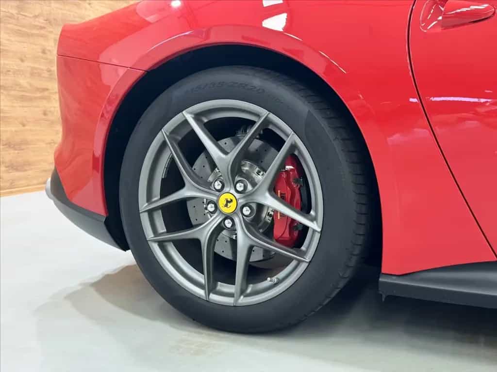 Ferrari F12 berlinetta 07/2015-photo-23