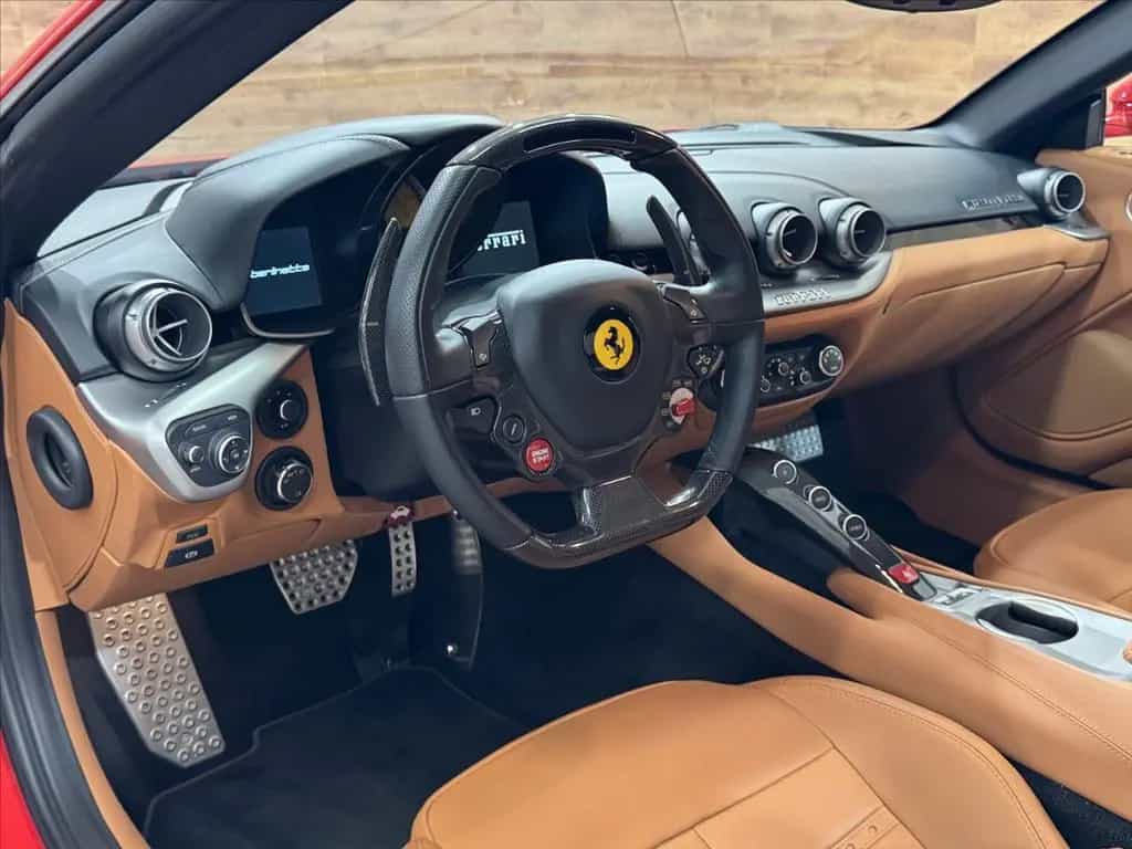 Ferrari F12 berlinetta 07/2015-photo-6