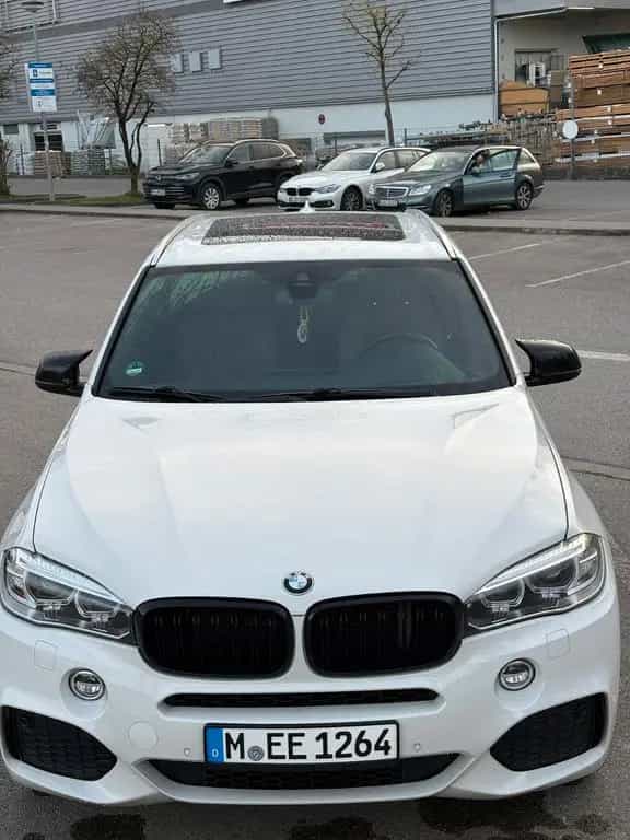 BMW X5 xDrive35i - 07/2017-photo-10