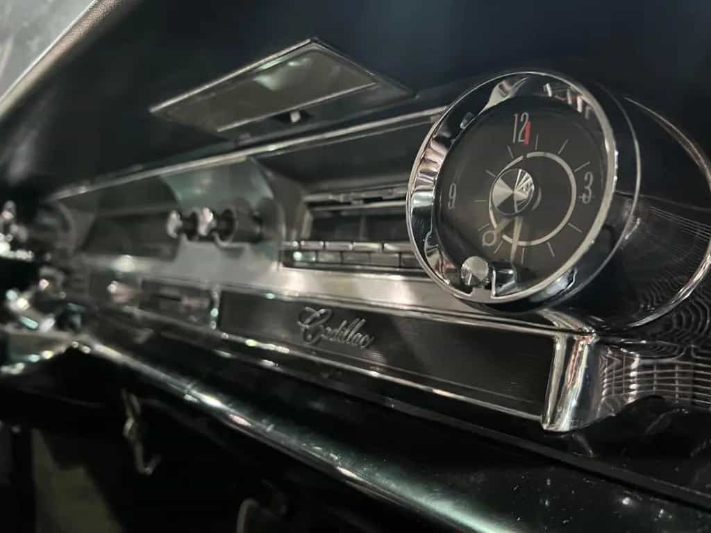 Cadillac Deville Fleetwood Sedan 6.4 Oldtimer H-Zulassung 07/1962-photo-12