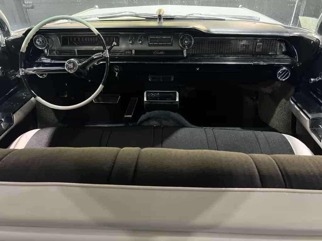 Cadillac Deville Fleetwood Sedan 6.4 Oldtimer H-Zulassung 07/1962-photo-6
