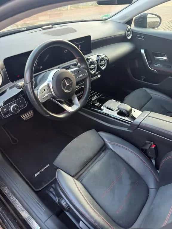 Mercedes-Benz A-Class A200 AMG Line 12/2019-photo-8