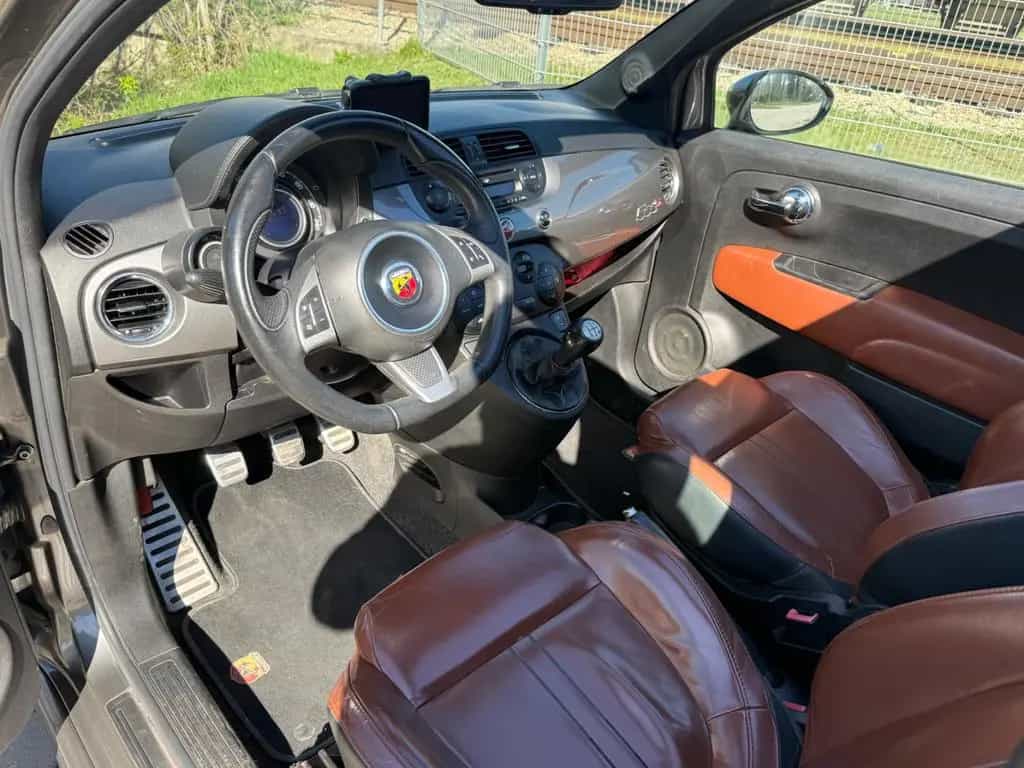Abarth 500 Cabrio Basis Italia*LEDER*PDC*2.BESITZ* 05/2012-photo-11