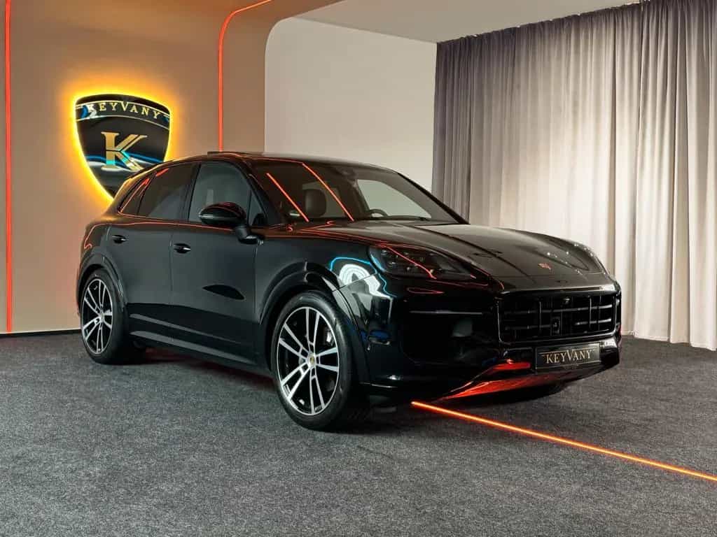Porsche Cayenne SPORTDESGN/SP.ABGAS/BURMEST/BEIFAH.DISP 10/2023-photo-1