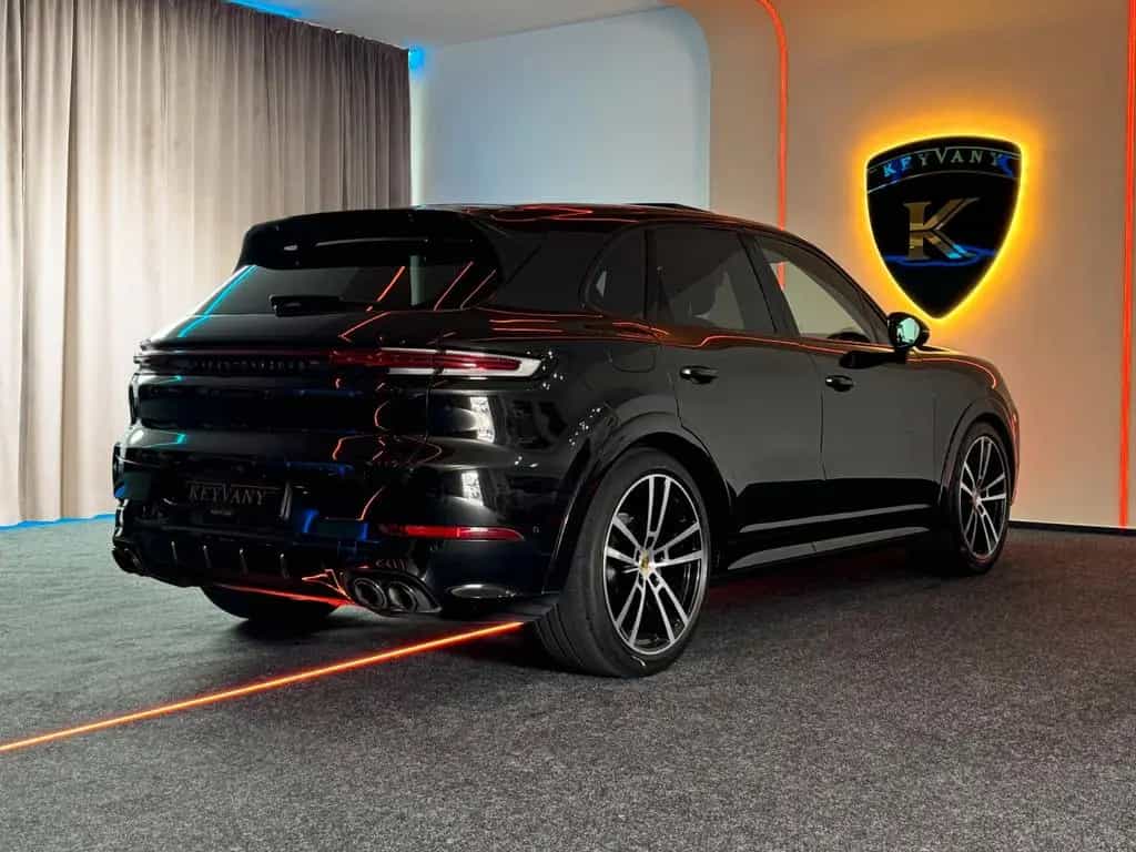 Porsche Cayenne SPORTDESGN/SP.ABGAS/BURMEST/BEIFAH.DISP 10/2023-photo-2