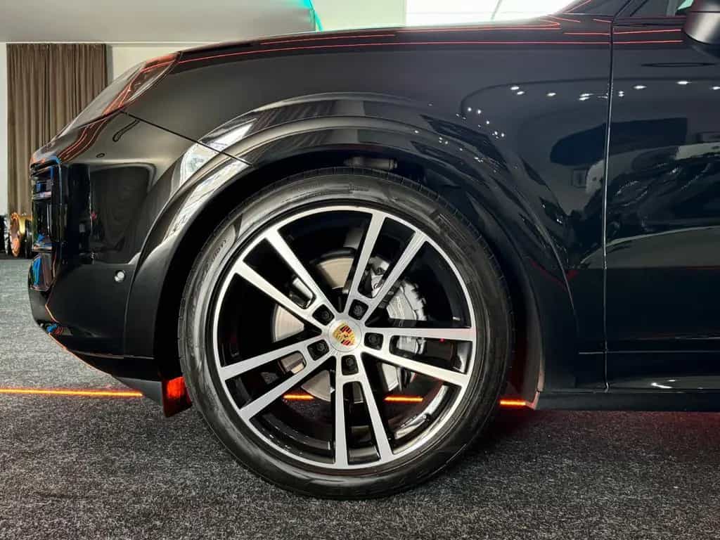 Porsche Cayenne SPORTDESGN/SP.ABGAS/BURMEST/BEIFAH.DISP 10/2023-photo-6