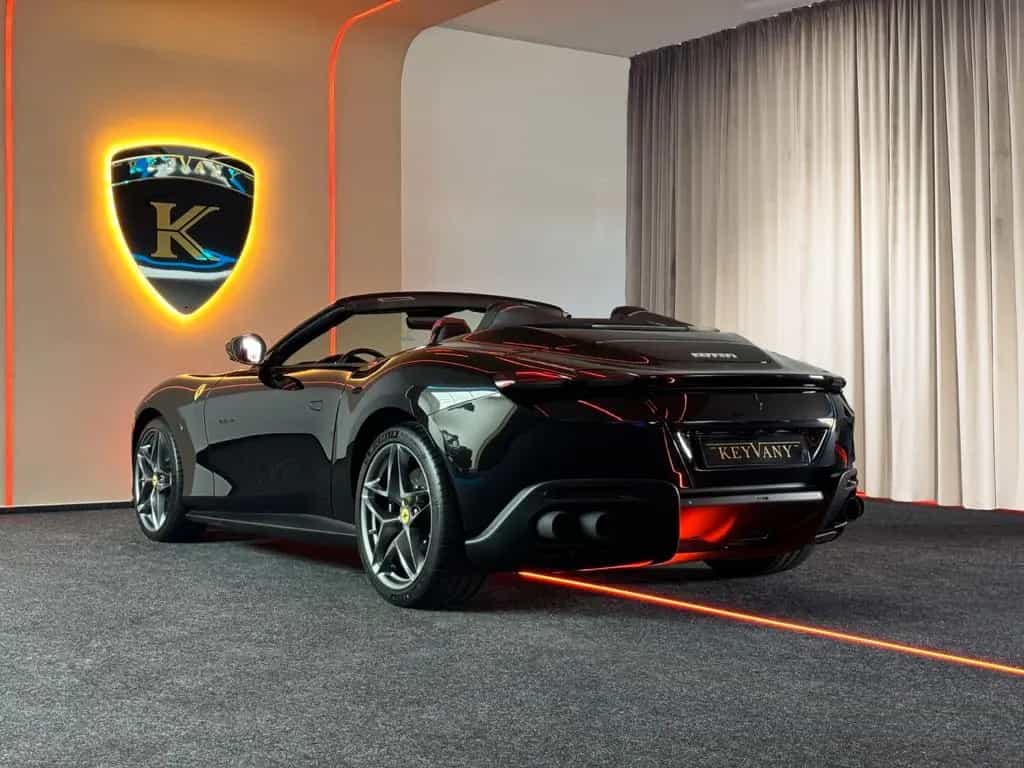 Ferrari Roma SPIDER/STZ.BELÜFT/NACKEN LFT./MAGN.RIDE 02/2026-photo-7