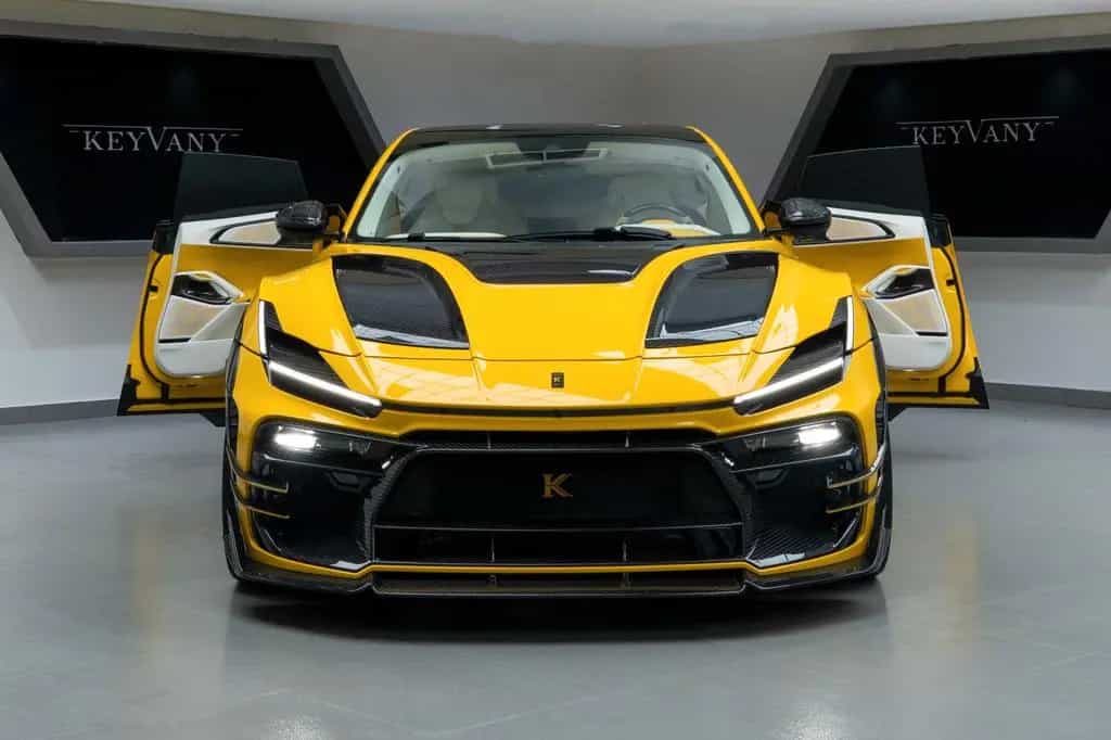 Ferrari Purosangue KEYVANY/LEDER/CARBON/24/NEUWAGEN 08/2025-photo-0