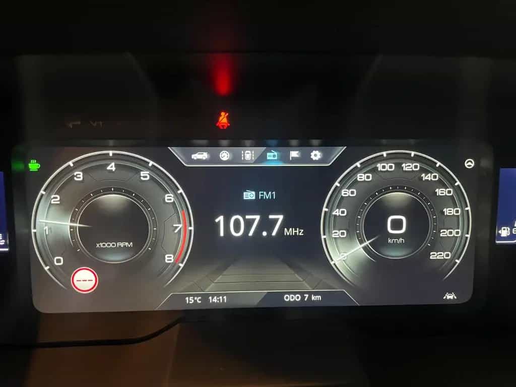 KGM Tivoli Nomad 1.5 T 163 PS Navi/Kamera/PDC null-photo-14