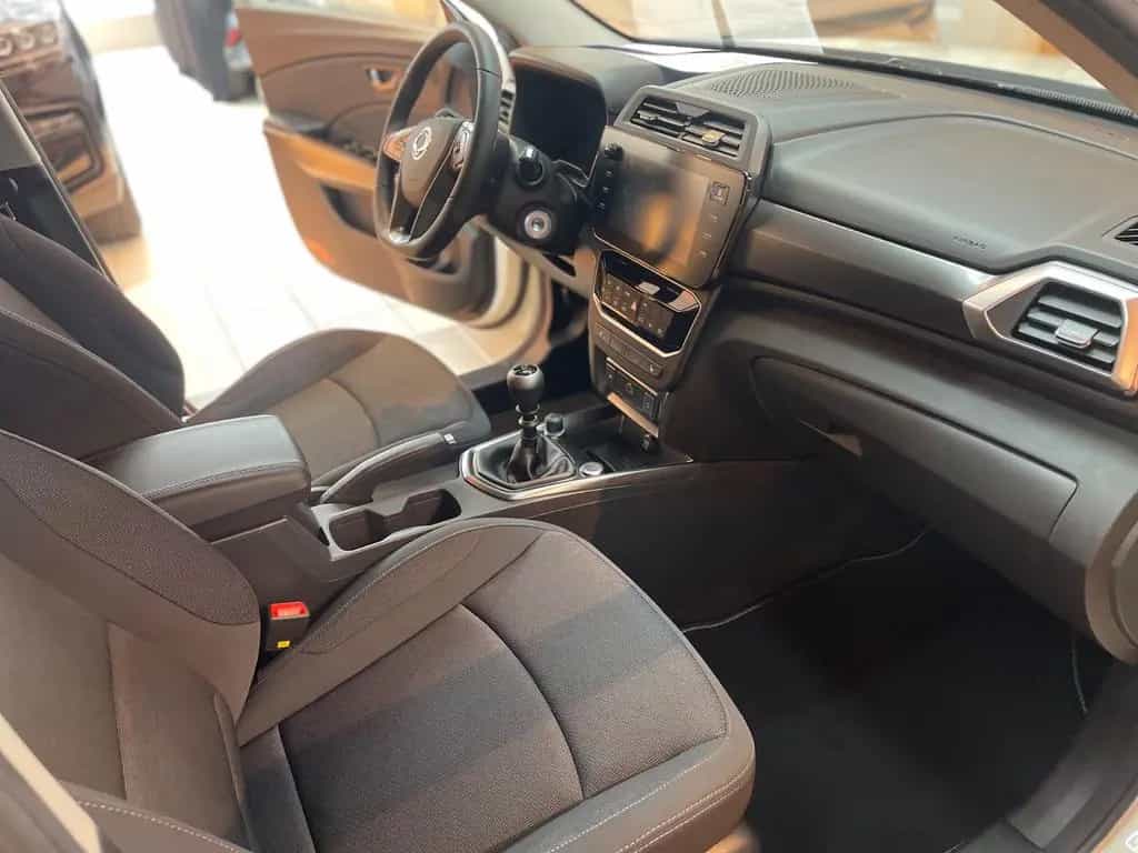 KGM Tivoli Nomad 1.5 T 163 PS Navi/Kamera/PDC null-photo-22