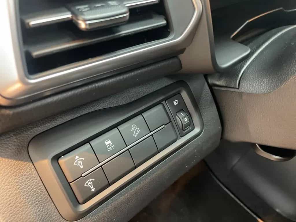 KGM Tivoli Nomad 1.5 T 163 PS Navi/Kamera/PDC null-photo-26
