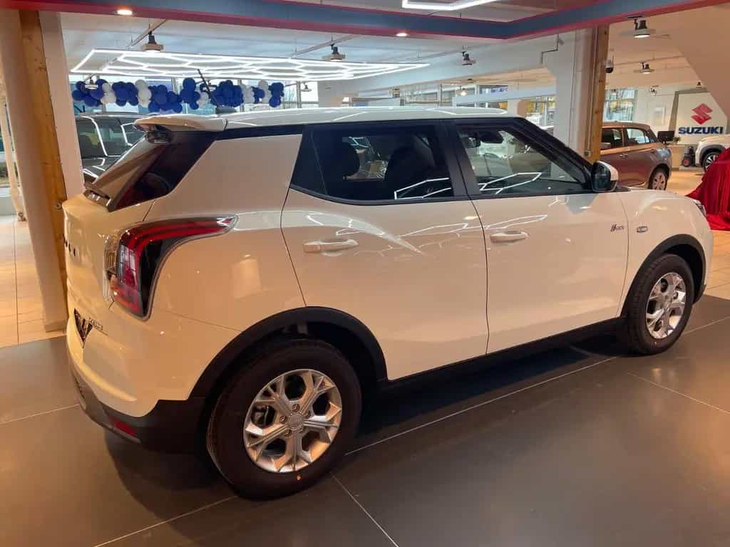 KGM Tivoli Nomad 1.5 T 163 PS Navi/Kamera/PDC null-photo-34
