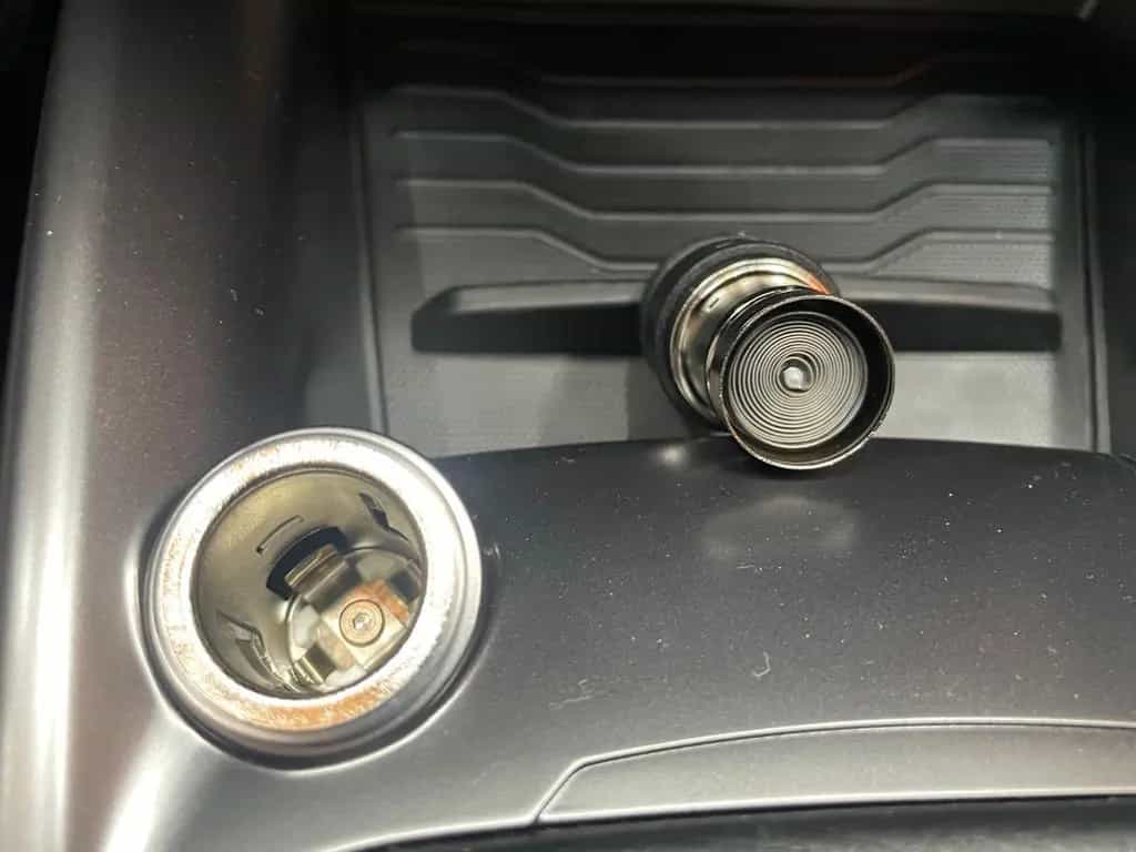 KGM Tivoli Nomad 1.5 T 163 PS Navi/Kamera/PDC null-photo-4