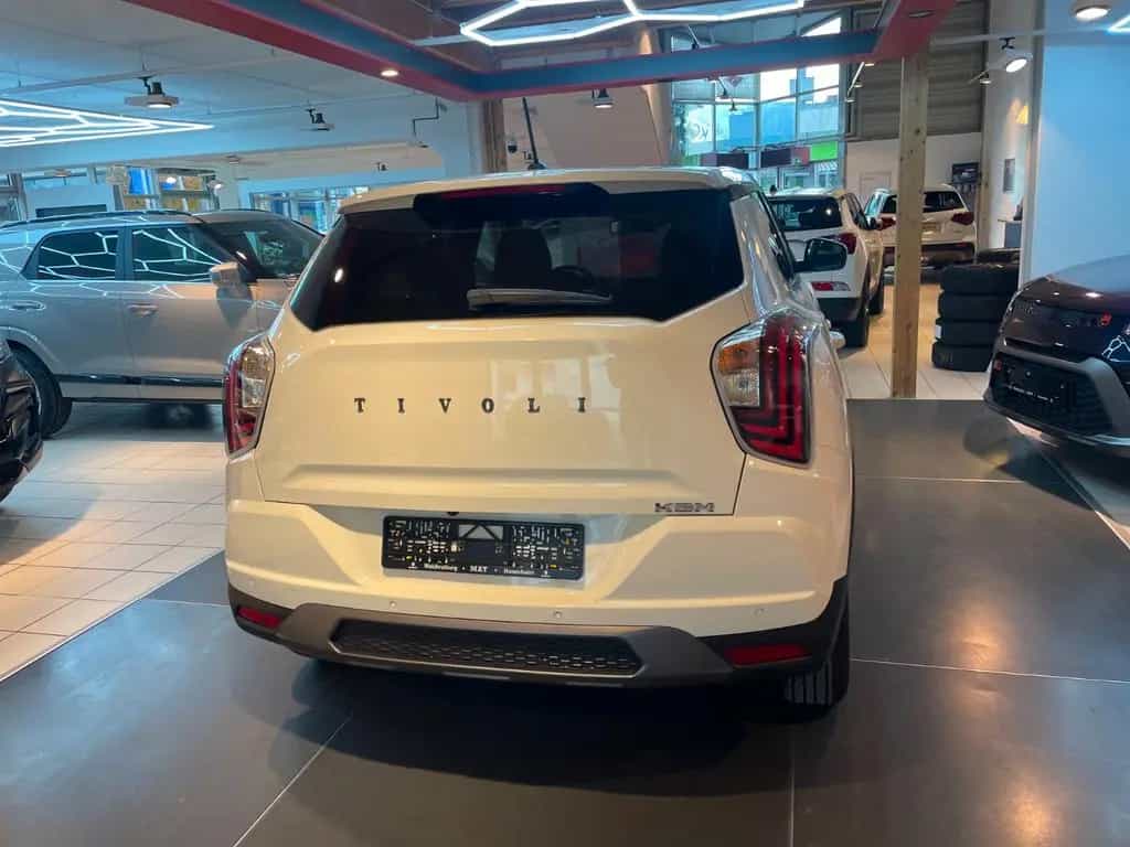 KGM Tivoli Nomad 1.5 T 163 PS Navi/Kamera/PDC 04/2026-photo-9