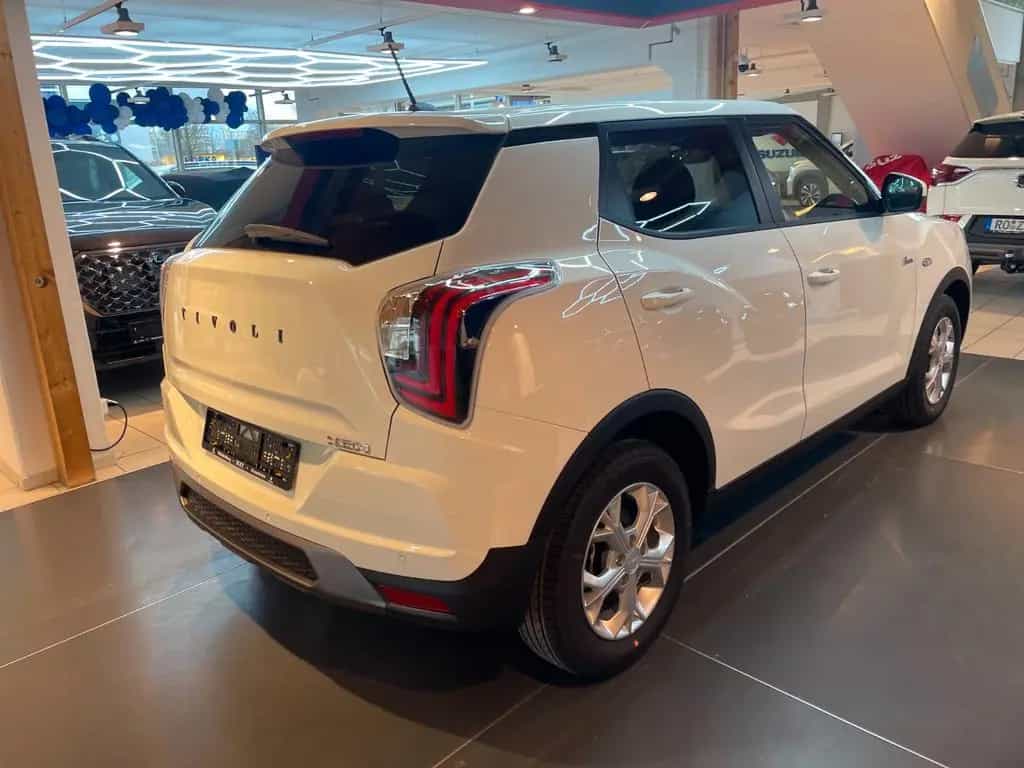 KGM Tivoli Nomad 1.5 T 163 PS Navi/Kamera/PDC 04/2026-photo-12