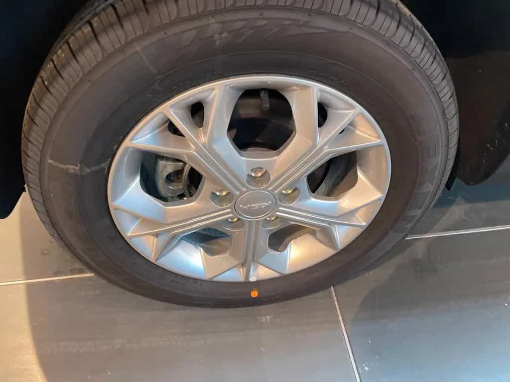KGM Tivoli Nomad 1.5 T 163 PS Navi/Kamera/PDC 04/2026-photo-17