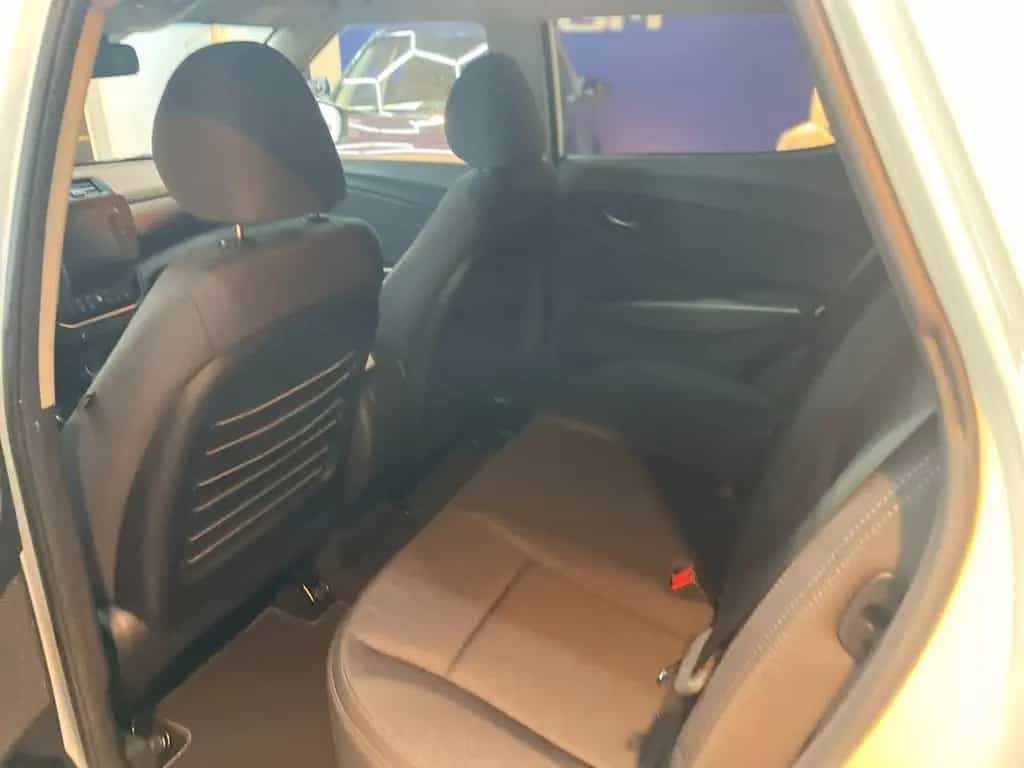KGM Tivoli Nomad 1.5 T 163 PS Navi/Kamera/PDC 04/2026-photo-22