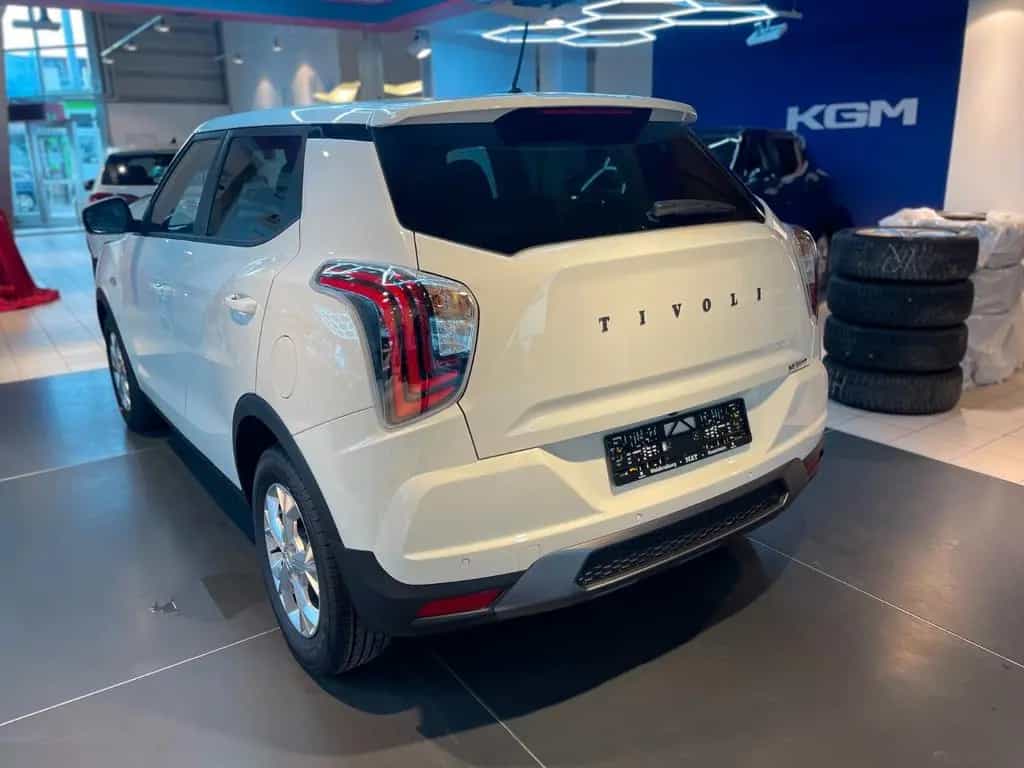 KGM Tivoli Nomad 1.5 T 163 PS Navi/Kamera/PDC 04/2026-photo-8