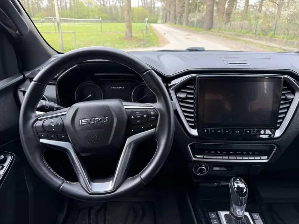 Isuzu D-Max | Double Cab | LSE | 4WD | Diff.Sperre 11/2024-photo-9