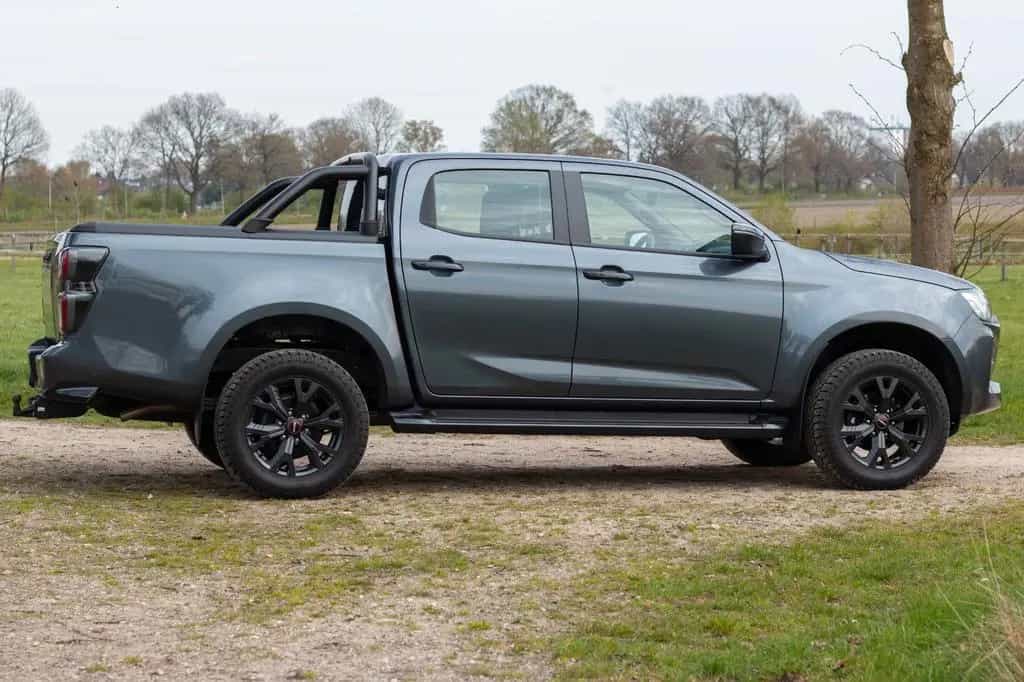 Isuzu D-Max | Double Cab | LSE | 4WD | Diff.Sperre 11/2024-photo-2