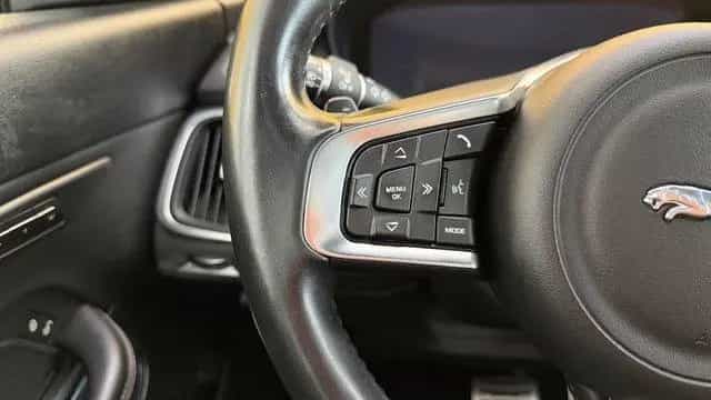 Jaguar E-Pace *ACC*AWD*AUTOMATIK*PANO*NAVI* 01/2019-photo-26