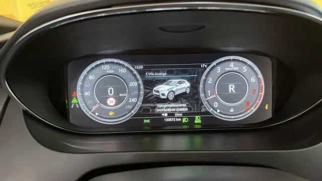 Jaguar E-Pace *ACC*AWD*AUTOMATIK*PANO*NAVI* 01/2019-photo-42
