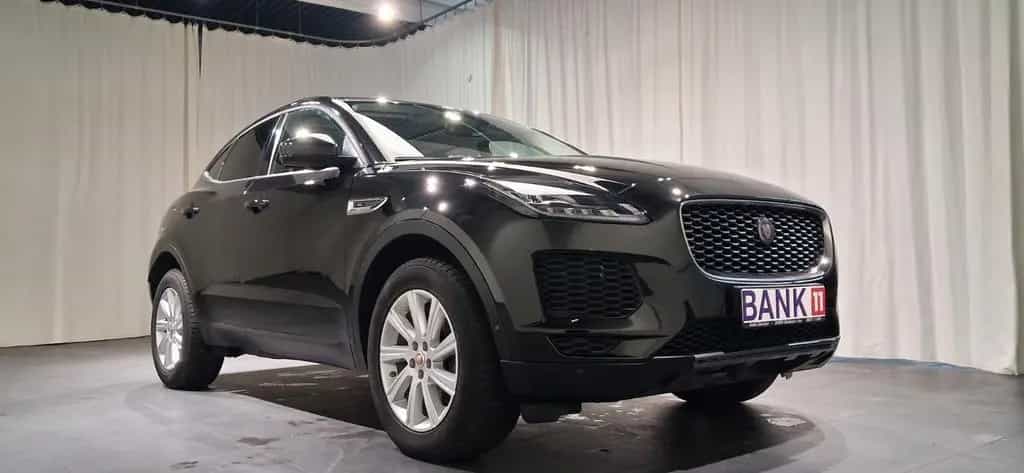 Jaguar E-Pace E-PACE Basis AWD 04/2018-photo-1