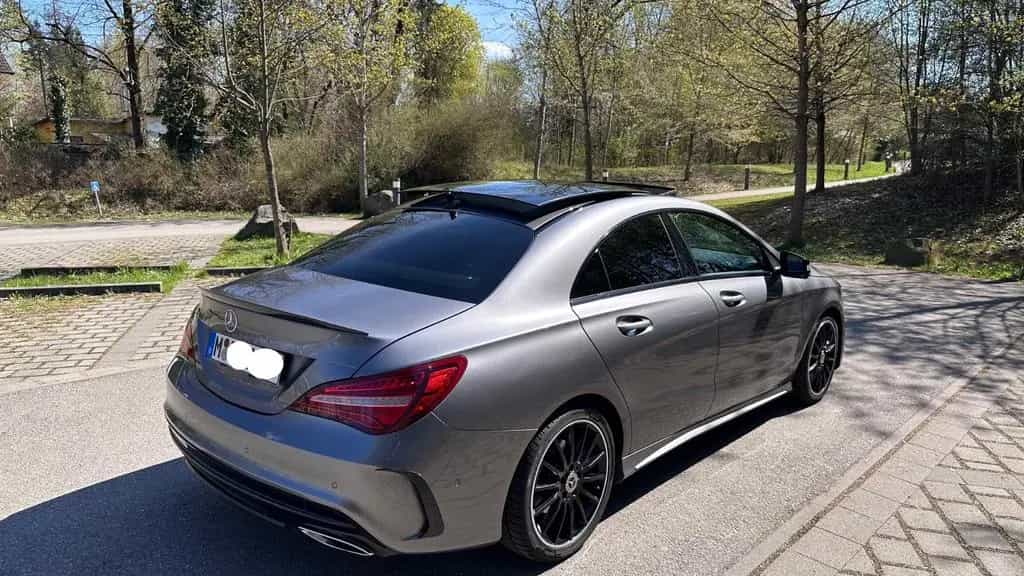 Mercedes-Benz CLA-Class 200 - AMG Line|Pano|Aut|LED|NAVI|SHZ|TÜV neu 04/2018-photo-10