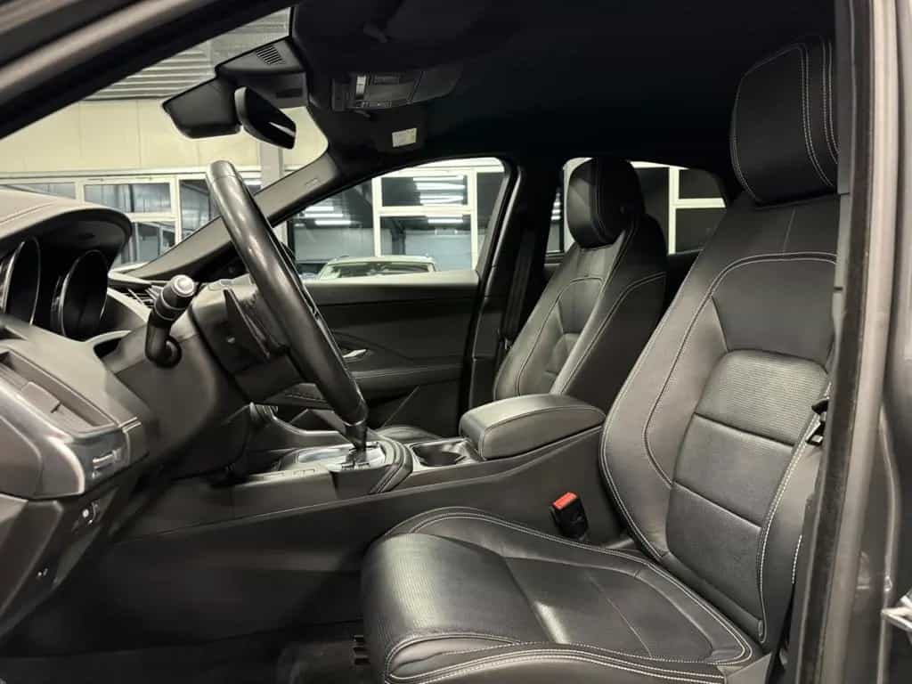 Jaguar E-Pace E-PACE R-Dynamic S Navi SHZ LED 02/2019-photo-40