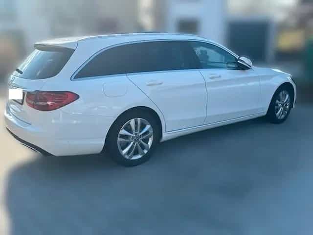 Mercedes-Benz C-Class 200 T Autom. - AHK, Panoramadach, ... 11/2018-photo-3