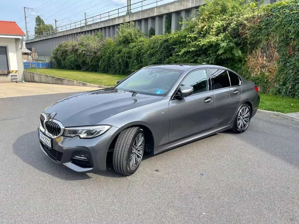 BMW 320 d M Sport Automatik Head-Up Service inkl. 05/2020-photo-0