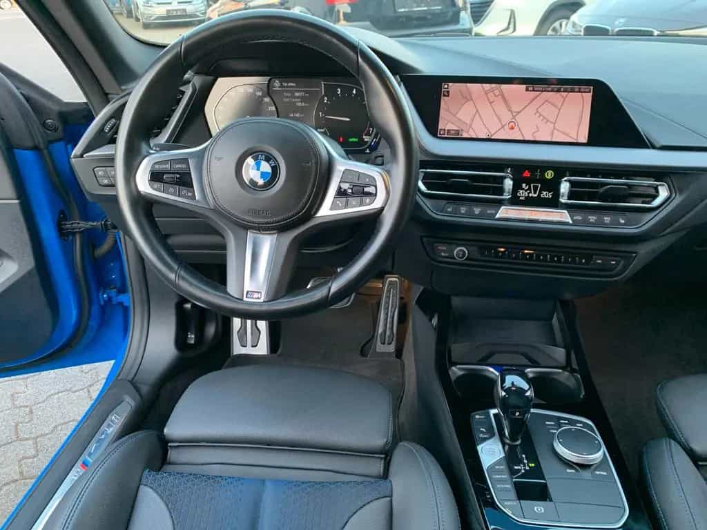 BMW 2 Series 218 Gran Coupé M Sport M Aerodynamik M Lenkrad 10/2021-photo-4