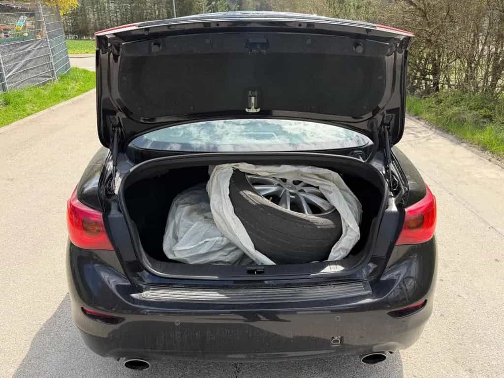 Infiniti Q50 /AUTOMATIK/LEDER/XENON/NAVI/EURO5/KAMERA 06/2014-photo-5