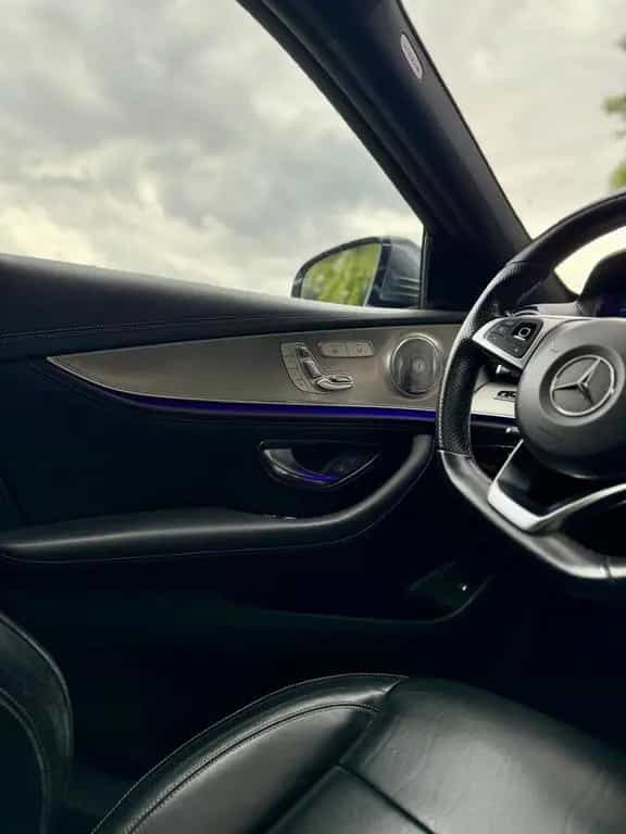 Mercedes-Benz E-Class E.400 4M AMG 09/2018-photo-8