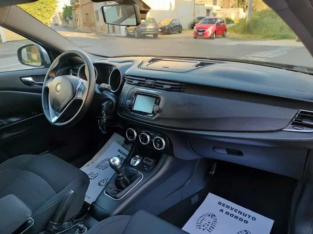 Alfa Romeo Giulietta 1.6 JTDm 120 CV Super 11/2017-photo-5
