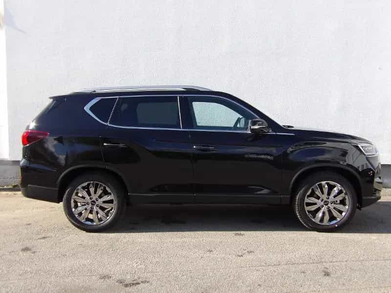KGM Rexton 2.2 Diesel LUX 20´´ Räder 3.5T Anhängelas null-photo-3