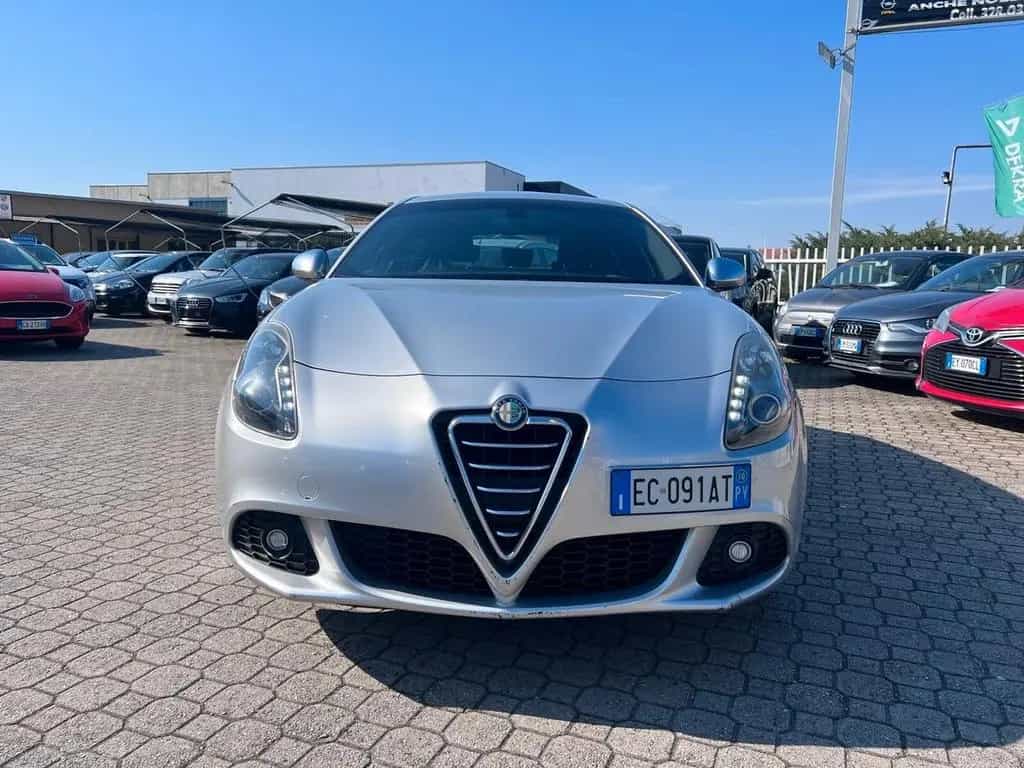 Alfa Romeo Giulietta 1.4 Turbo MultiAir Distinct 06/2010-photo-1