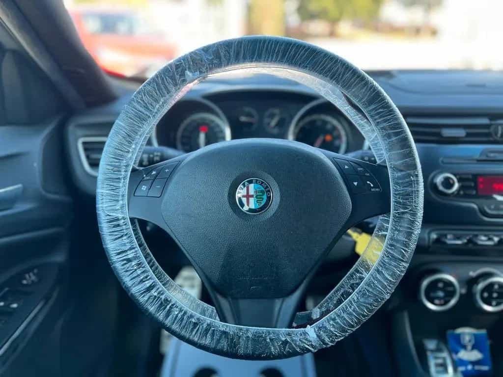 Alfa Romeo Giulietta 1.4 Turbo MultiAir Distinct 06/2010-photo-10